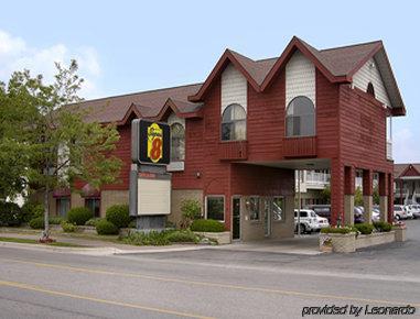 Super 8 Beachfront By Wyndham Mackinaw City, Mi Exteriér fotografie